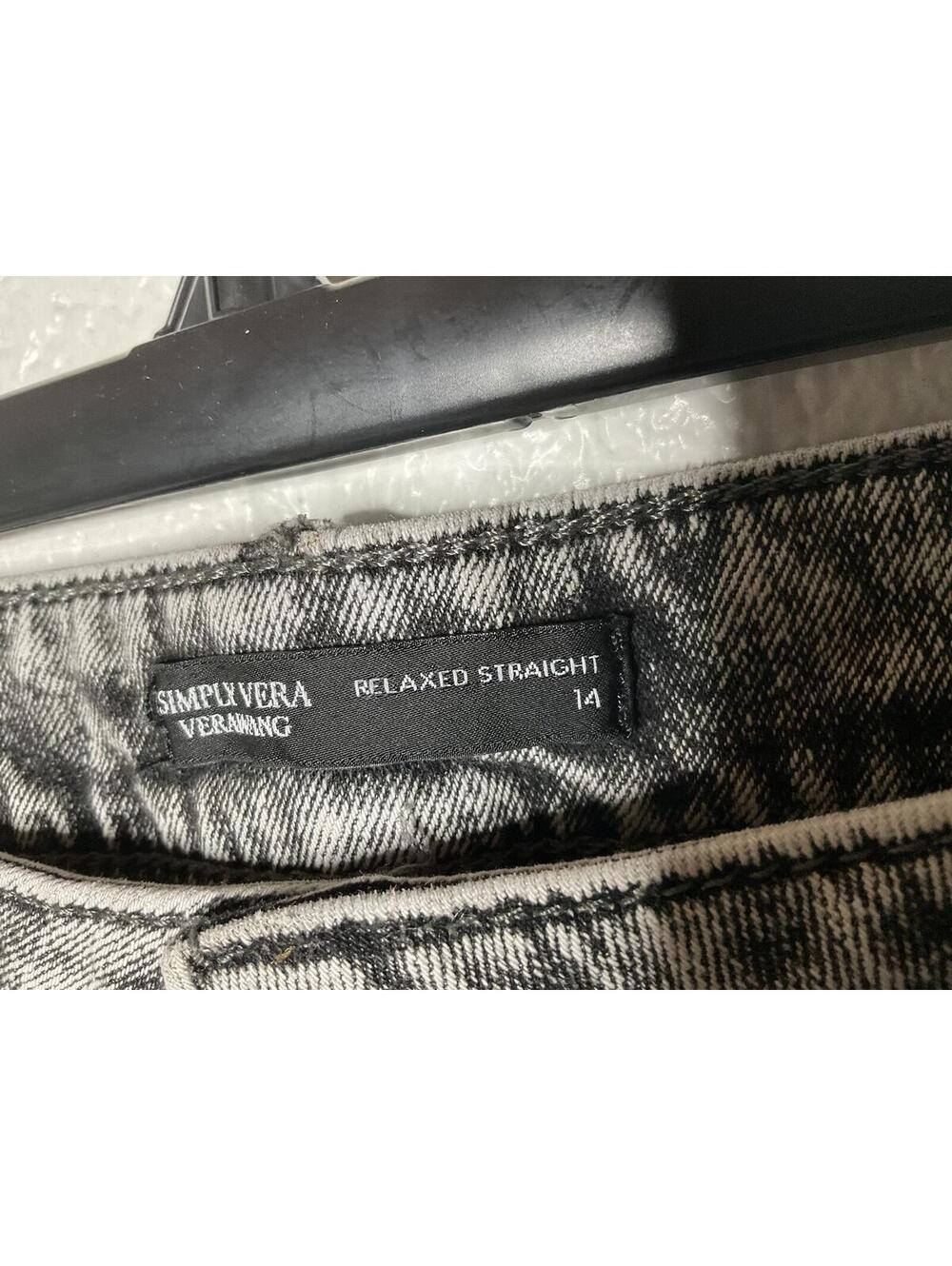 < Simply Vera Vera Wang Charcoal Acid Wash Relaxed Straight Jeans > - Picture 2 of 3
